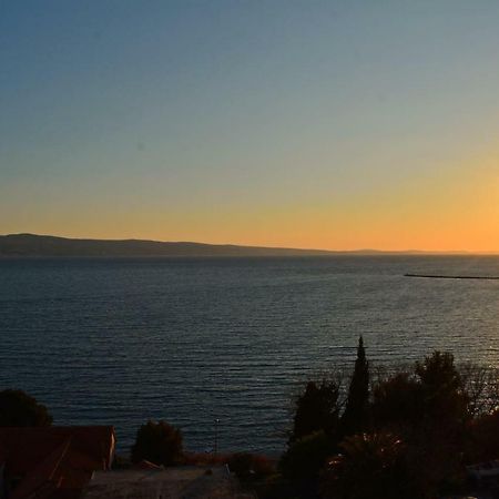 Cosy Sunset Apartment Omiš Exterior foto