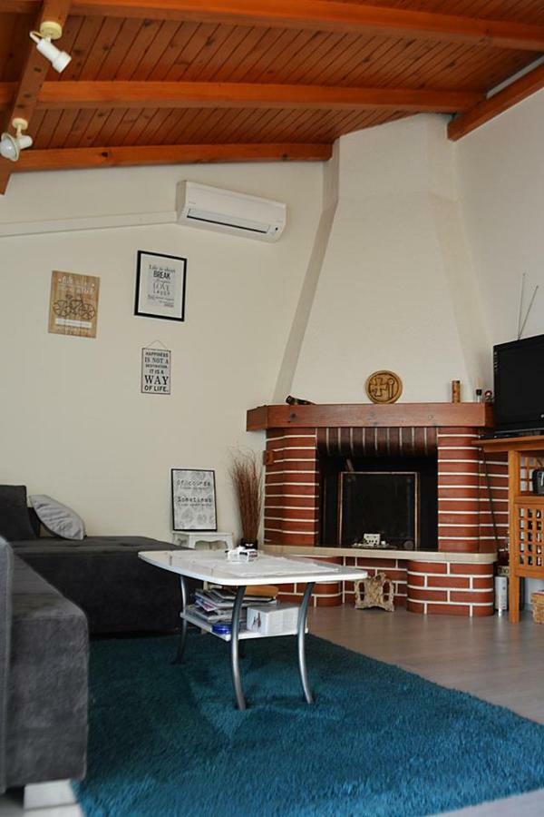 Cosy Sunset Apartment Omiš Exterior foto